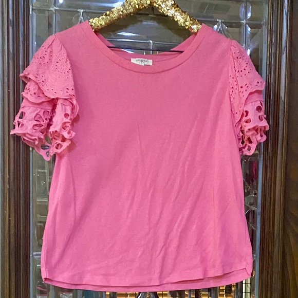Umgee Tops - Umgee Pink Eyelet Sleeve Top – Size Small